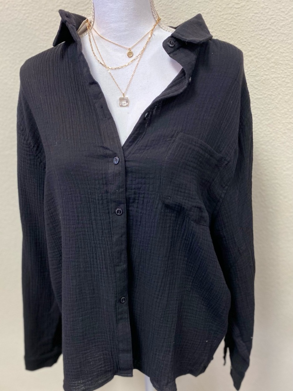 Classic Black Button-Up Gauze Shirt
